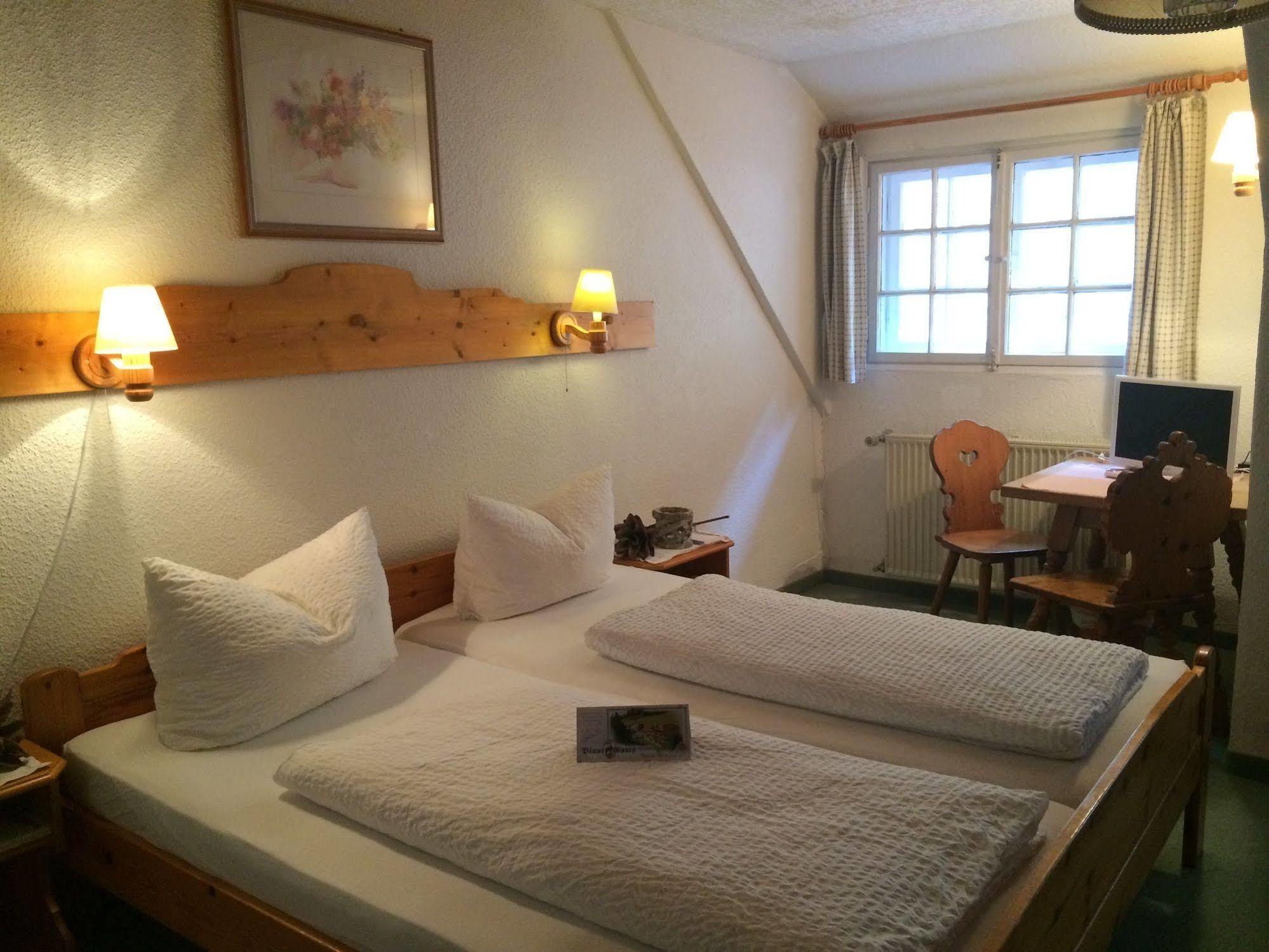 Gasthof Blaue Gams 埃塔尔 外观 照片